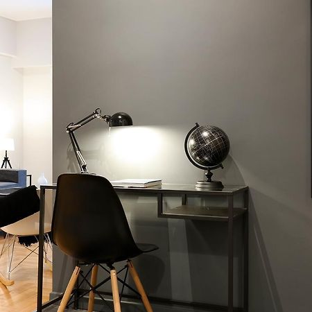 Modern Downtown Flat Near The Acropolis By Upstreet Διαμέρισμα Αθήνα Εξωτερικό φωτογραφία